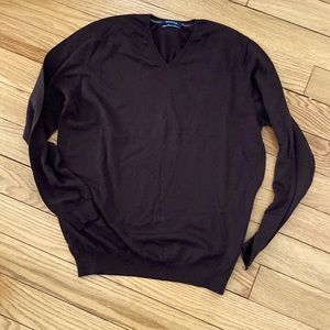 Men’s new without tags chocolate brown v-neck Massimo Dutti sweater, 100% cotton